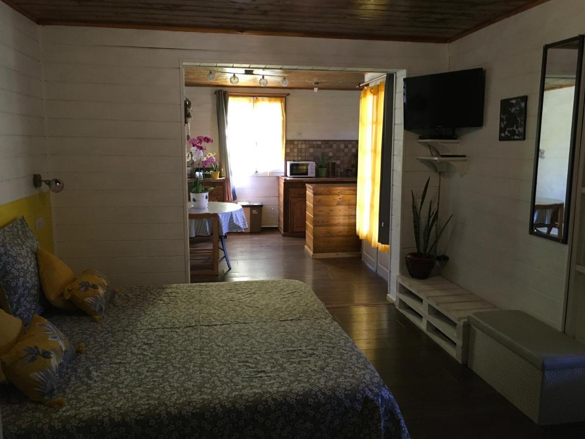 Ti Kaz Hoareau Bed & Breakfast Salazie Exterior photo